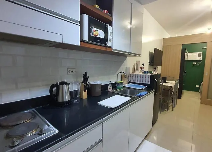 Simple And Affordable Staycation At Shore Residences Apartment