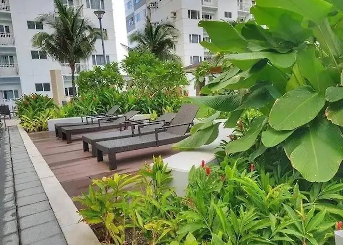 Simple And Affordable Staycation At Shore Residences